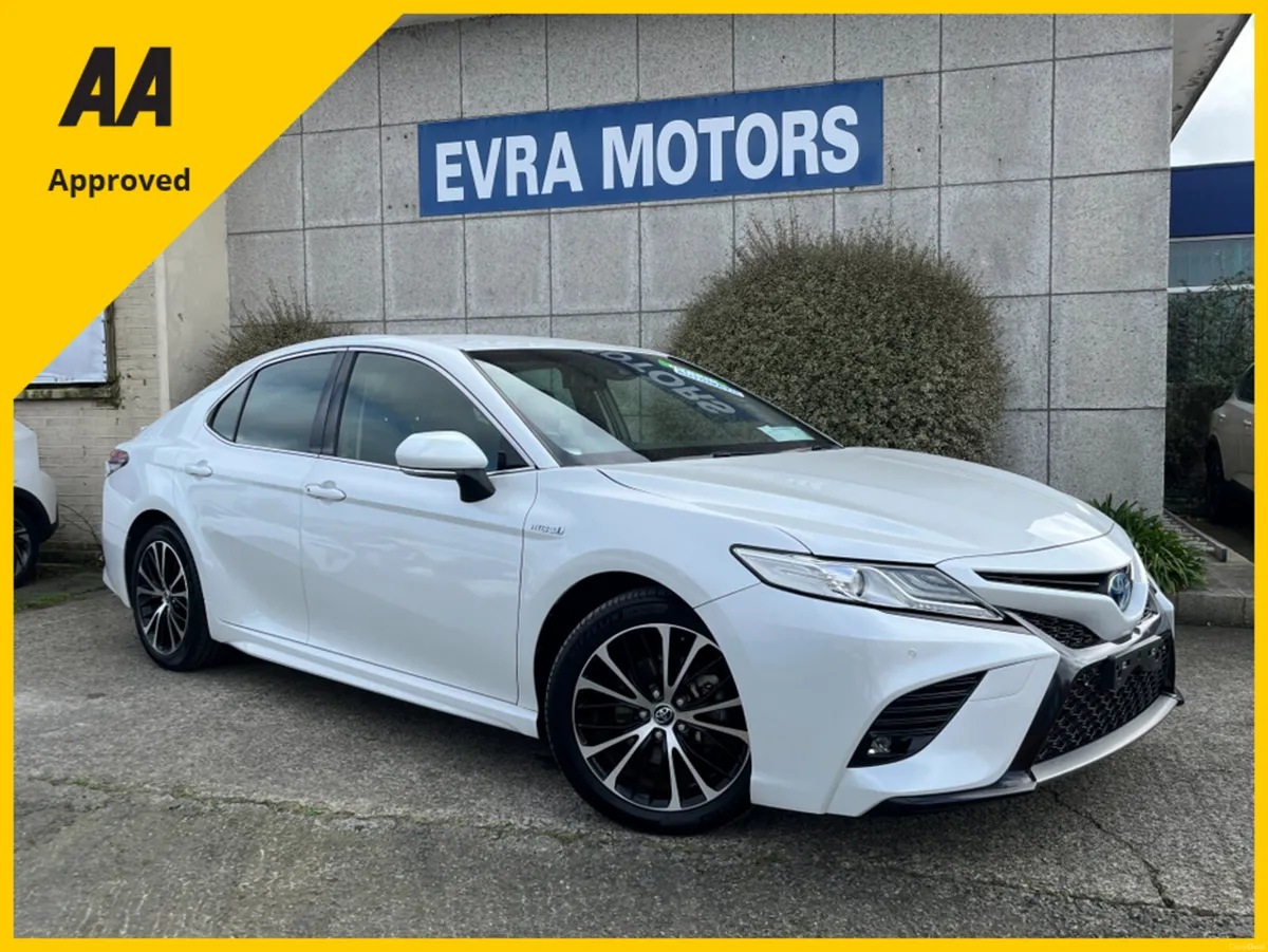 Toyota Camry WS AUTOMATIC HYBRID 2.5 PETROL //HALF - Image 1
