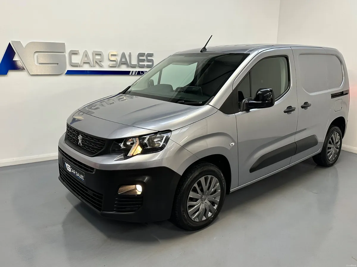 2022 Peugeot Partner 1.5 BHDi Professional Premium - Image 4