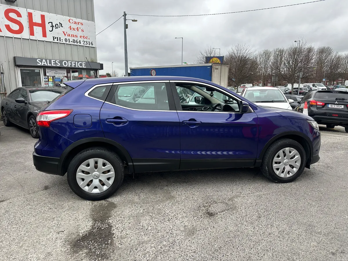 Nissan Qashqai 1.5DSL NCT TAX - Image 4