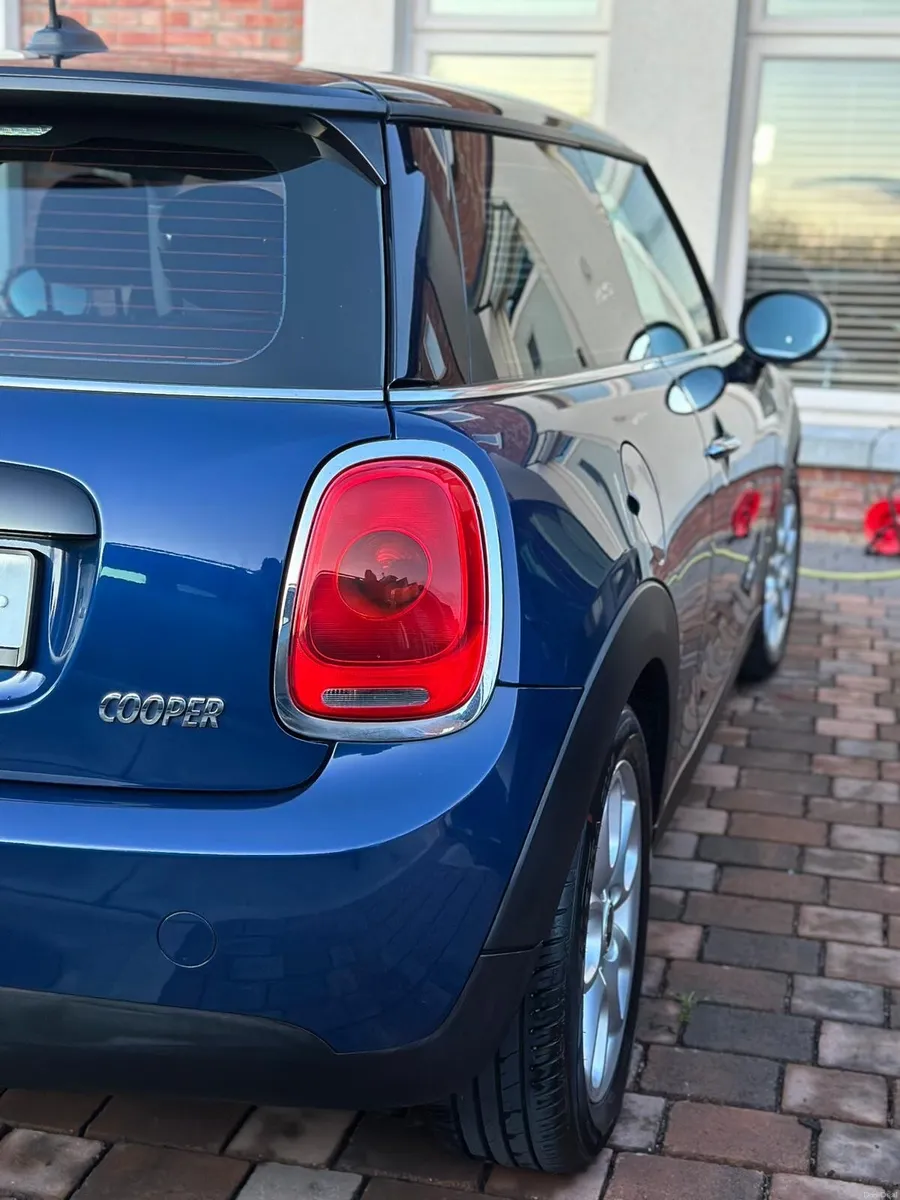 Mini Cooper 2017 - Image 1