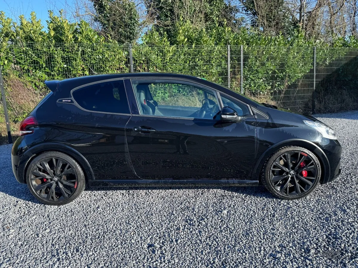 208 Gti By Peugeot Sport - Image 3
