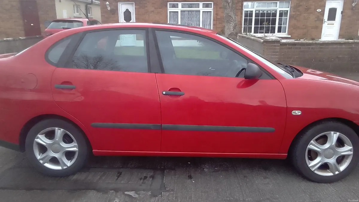 SEAT Cordoba 2009 - Image 2