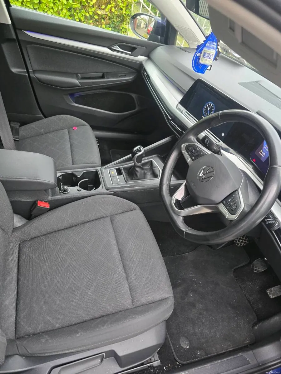 2023 Volkwagen golf 2L diesel - Image 4