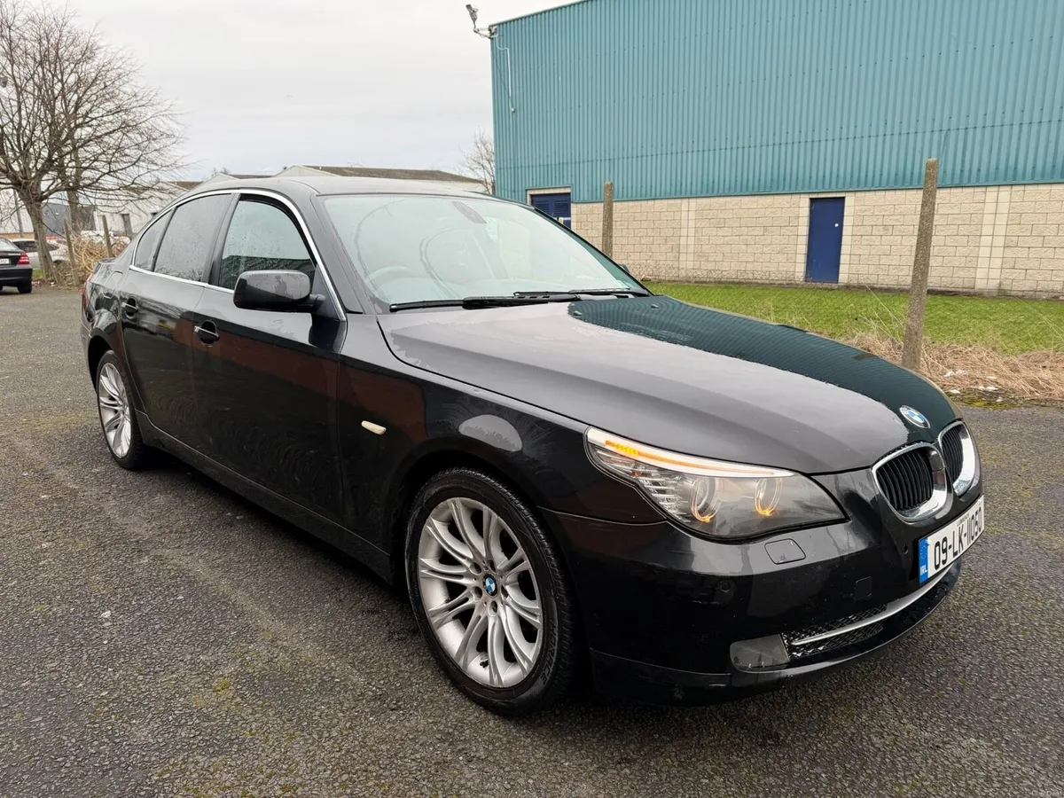 2009 BMW 520D - Image 1