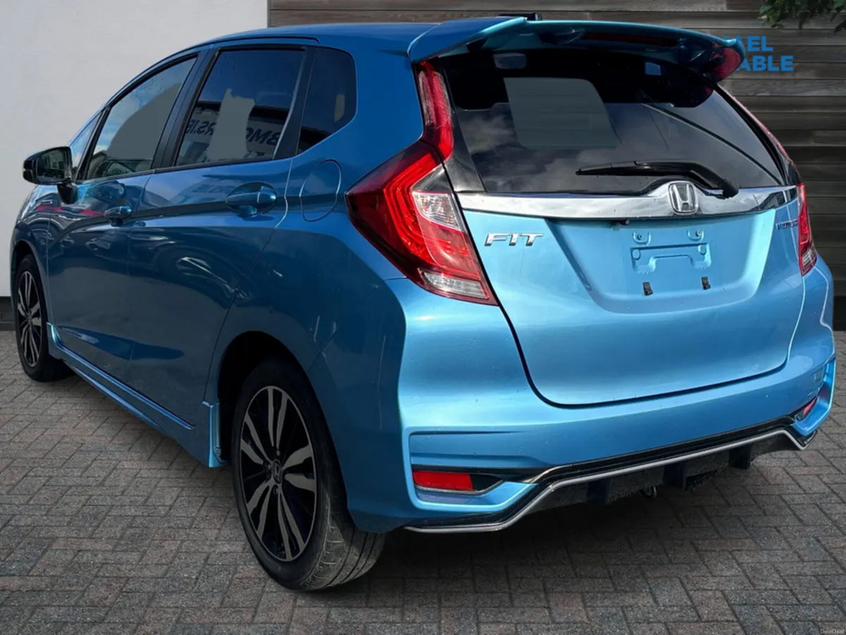 Honda Fit 1.5L Petrol Hybrid - Image 4