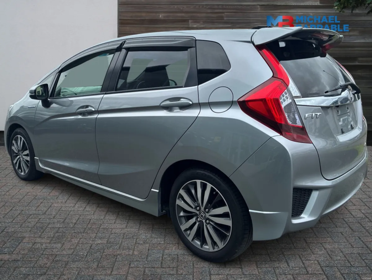 Honda Fit 1.5L Petrol Hybrid Automatic RS - Image 4