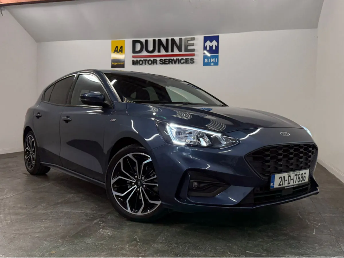 Ford Focus **ST-LINE EDITION**MILD HYBRID**DIAMOND - Image 2