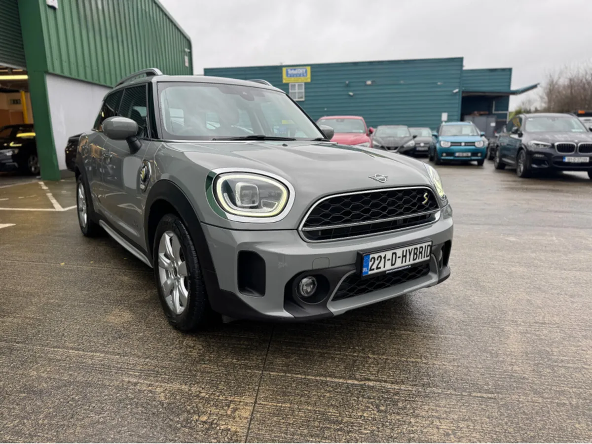 Mini Countryman C-MAN E ALL4 AUTO - Image 1