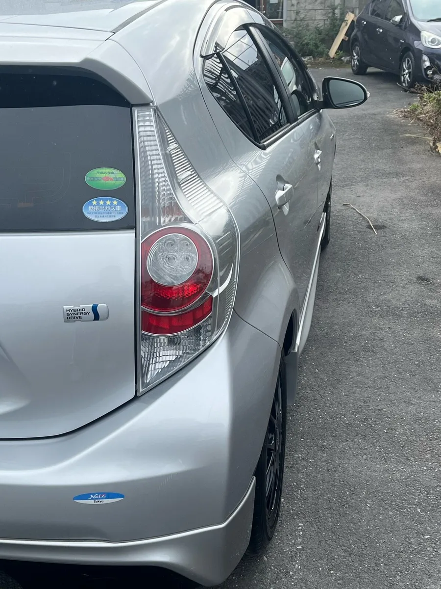 Toyota Aqua - Image 4