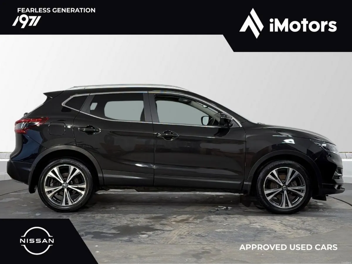 Nissan Qashqai 1.5 DSL SV Premium SS 18 4DR - Image 2