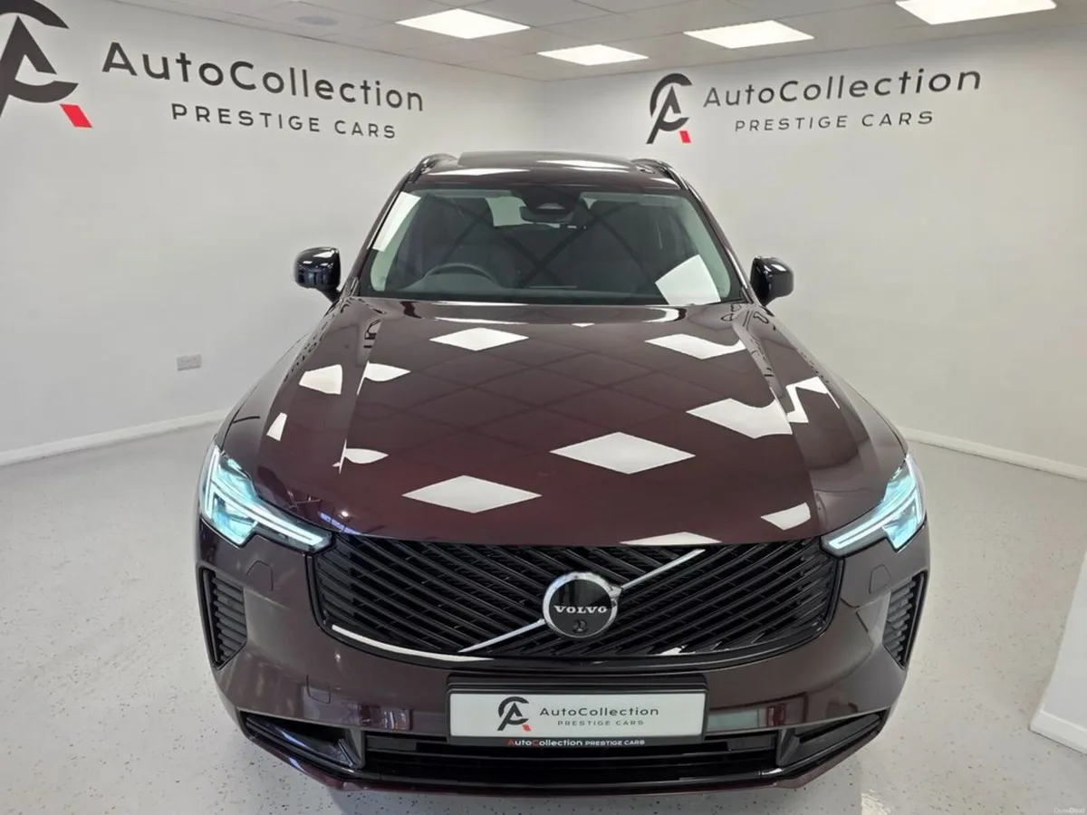 Volvo XC90 **PLUS**252**DARK EDITION**T8**PHEV** - Image 2