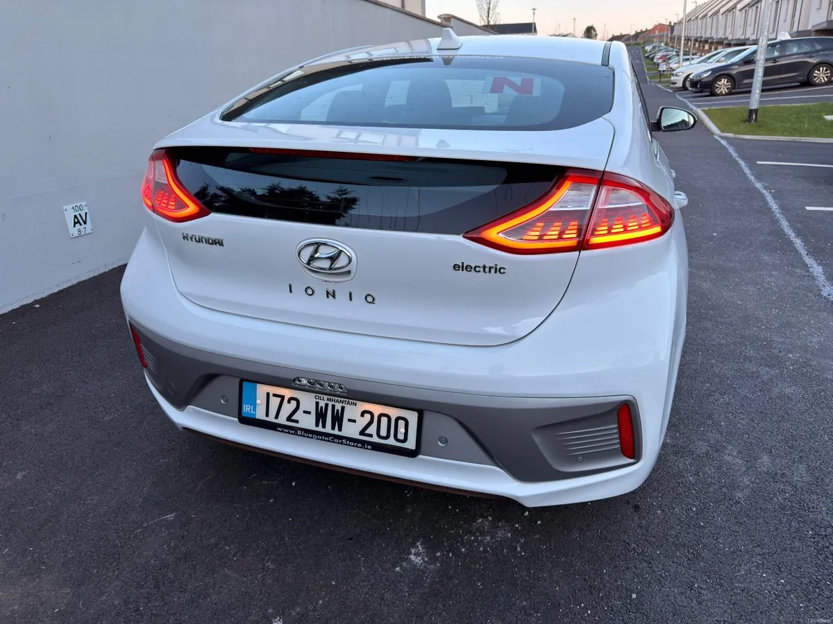 2017 Hyundai IONIQ Electric - Image 1