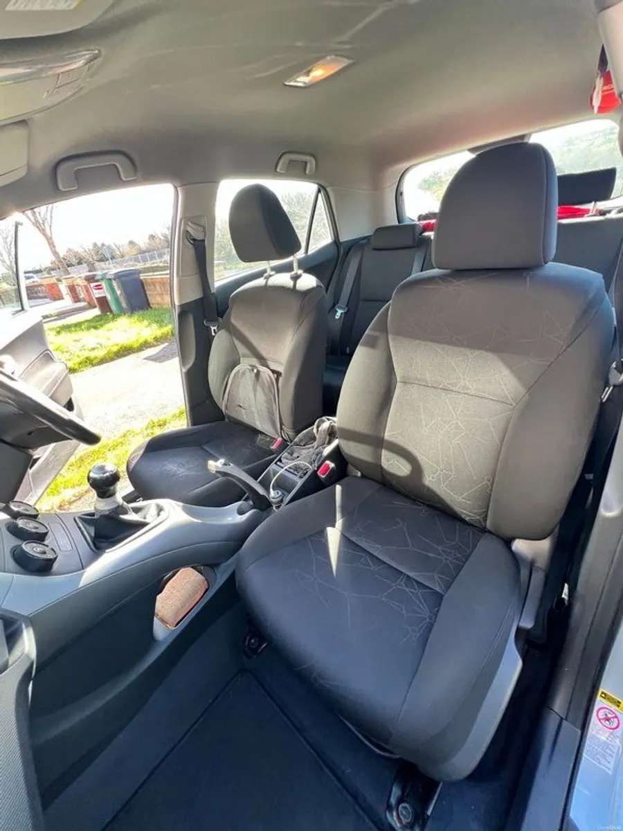 Toyota Auris - LOW MILEAGE - Petrol 2008 - Image 3