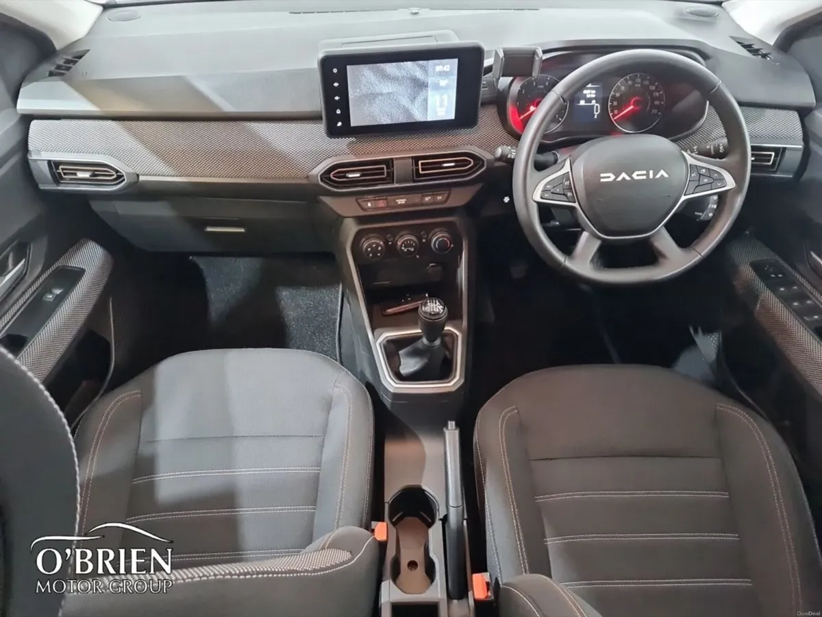 Dacia Sandero Stepway TCe 90 STEPWAY Expression - Image 2