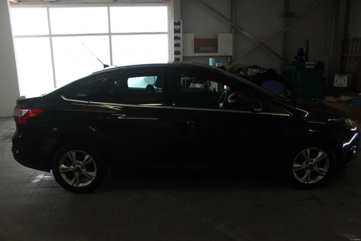 Ford Focus 1.6 TDCI 95 PS Zetec - TENDER 49 - BODY - Image 4