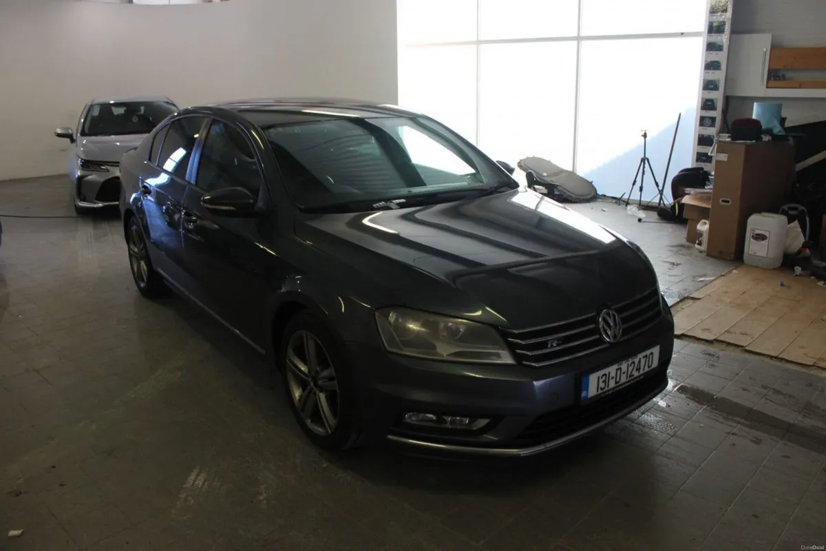 Volkswagen Passat 1.6 TDI R-LINE ER BMT 1.6TDI - T - Image 1