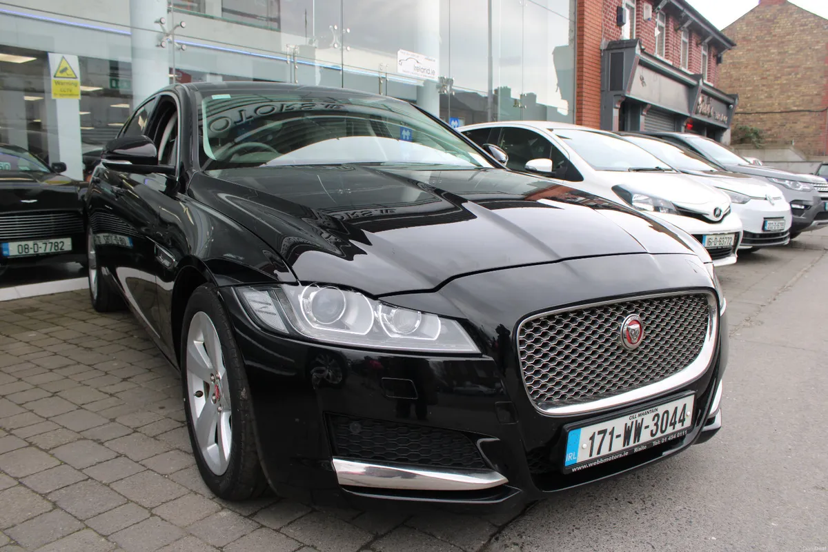 Jaguar XF 2.0 PORTFOLIO AUTO 2017 - Image 1