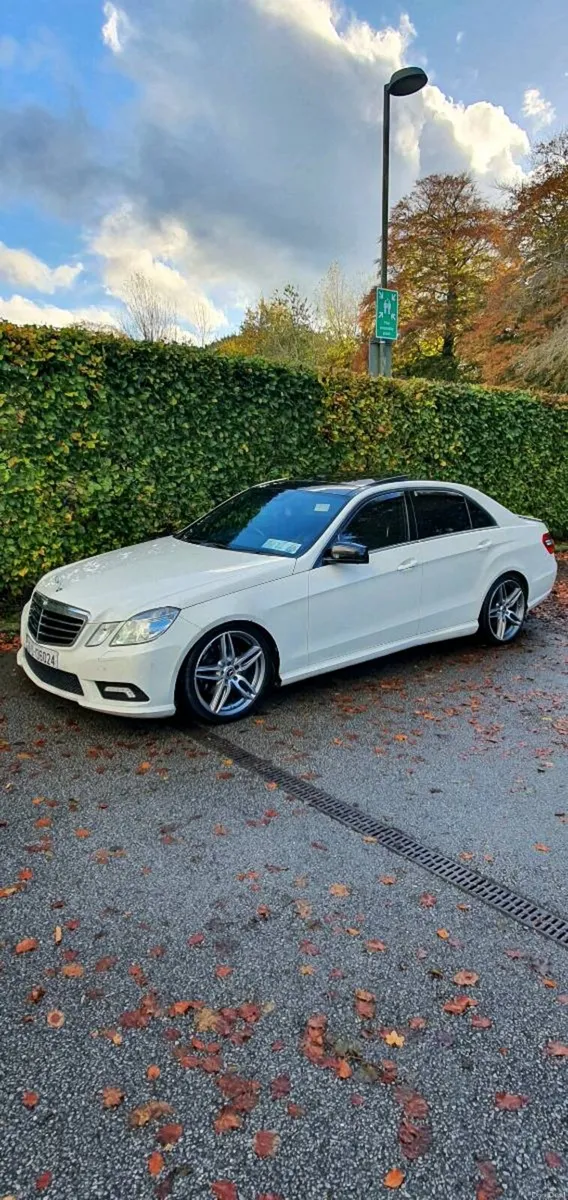 Mercedes E350 AMG - Image 1