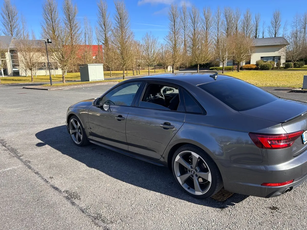 Audi A4 2017 - Image 4