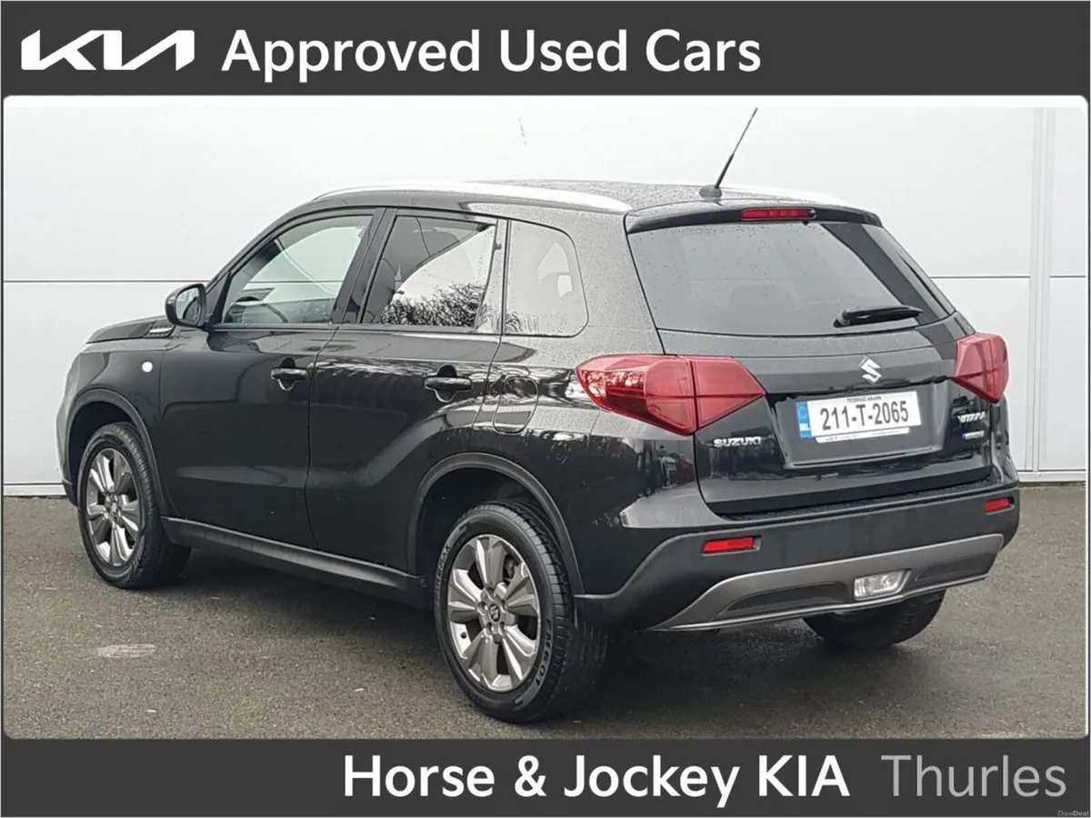 Suzuki Vitara 1.4 Hybrid SZ4 MT - Image 3