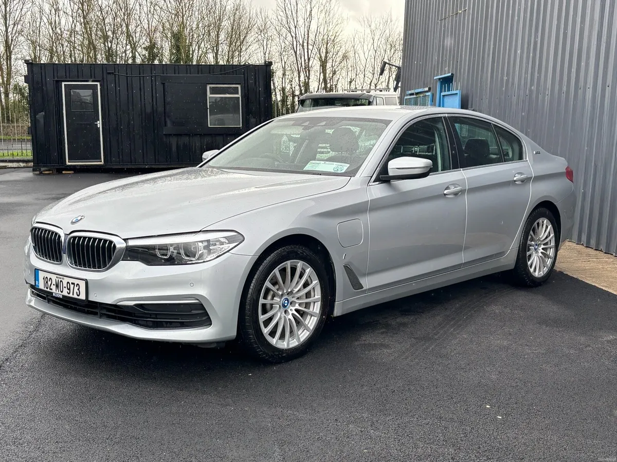 BMW 530e se - Image 3