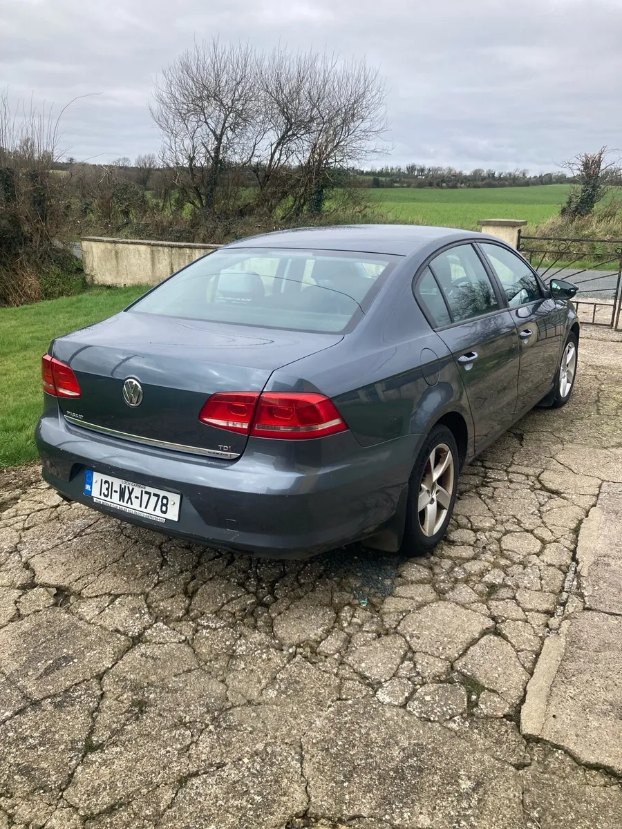 Volkswagen Passat 131 - Image 2