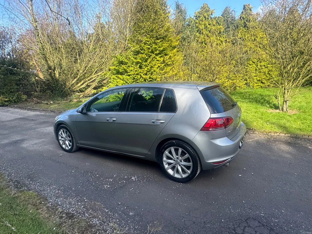 14 Volkswagen Golf 1.6 TDI HIGH-LINE - Image 3