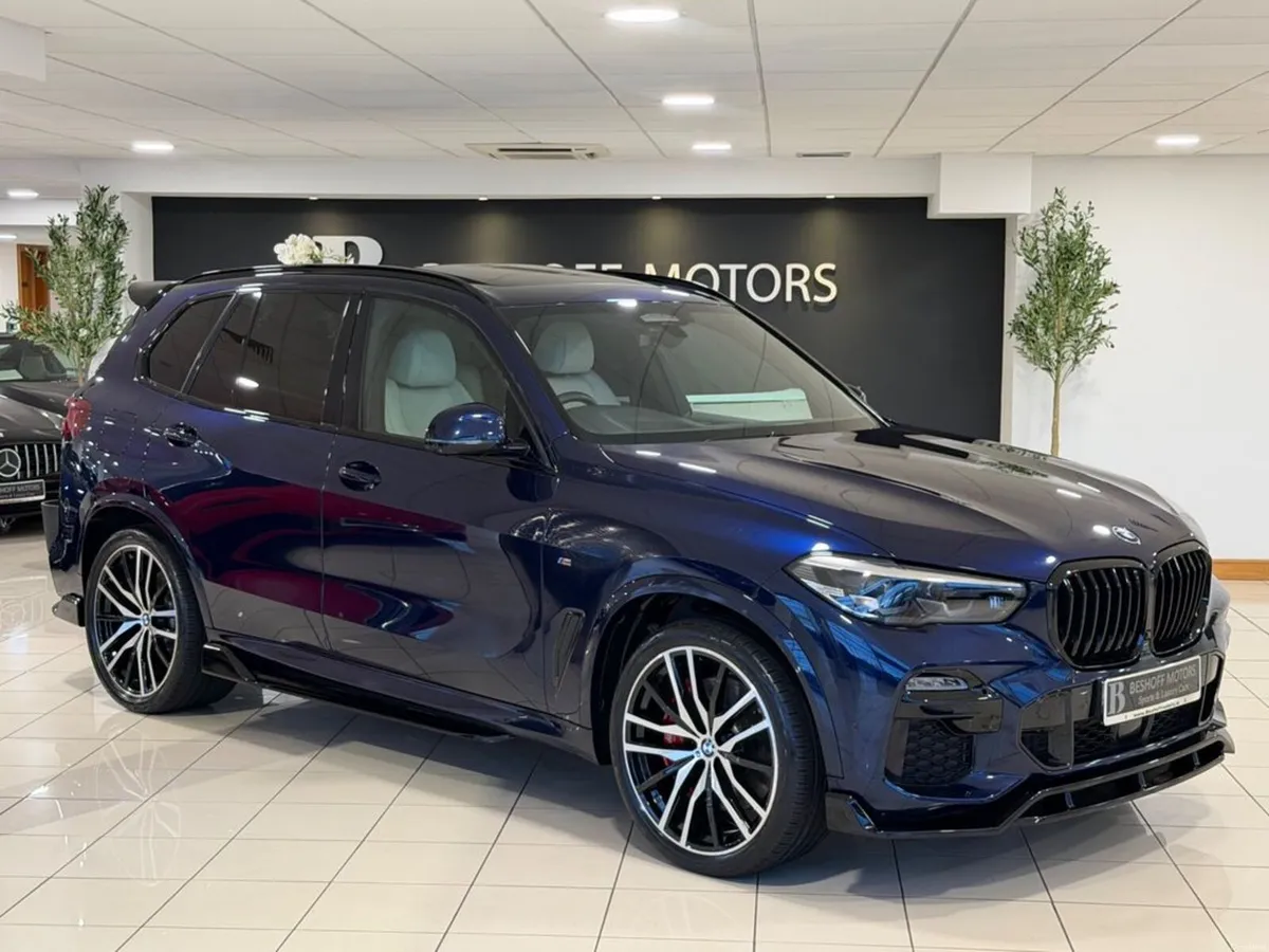 BMW X5 45e M-SPORT PLUS=PAN ROOF//IVORY INTERIOR// - Image 1
