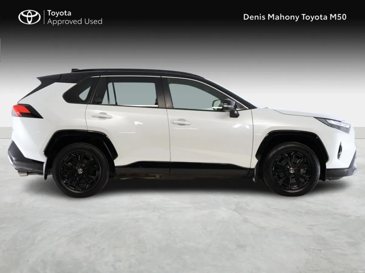 Toyota RAV4 Sport Hybrid - Image 3