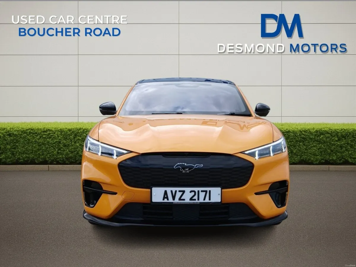 Ford Mustang Mach-E 2022 - Image 4