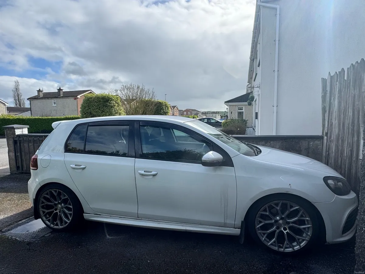 2012 Volkswagen Golf 1.6 TDI - Image 3