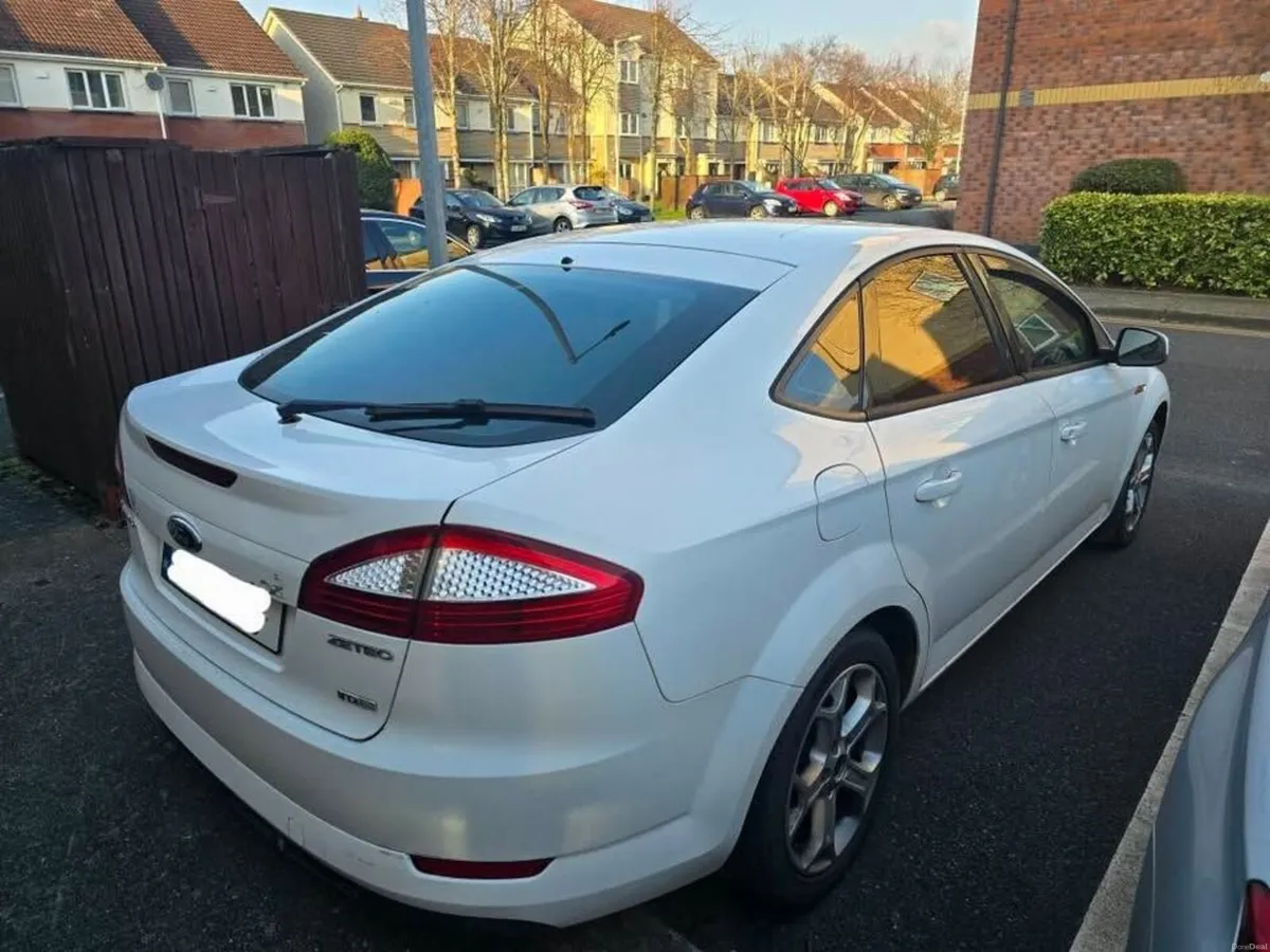 Ford Mondeo 2010 - Image 1