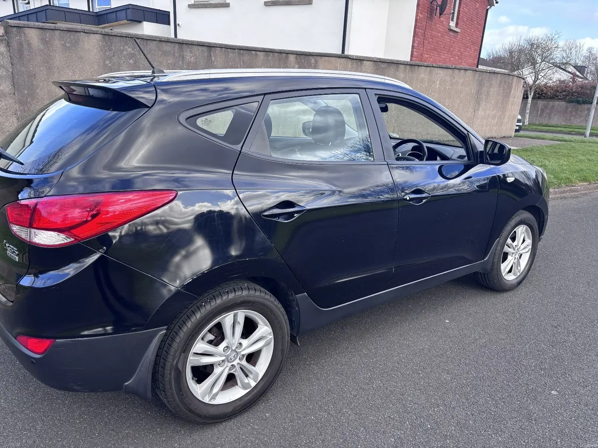 Hyundai ix35 2013 Low Mileage - Image 4
