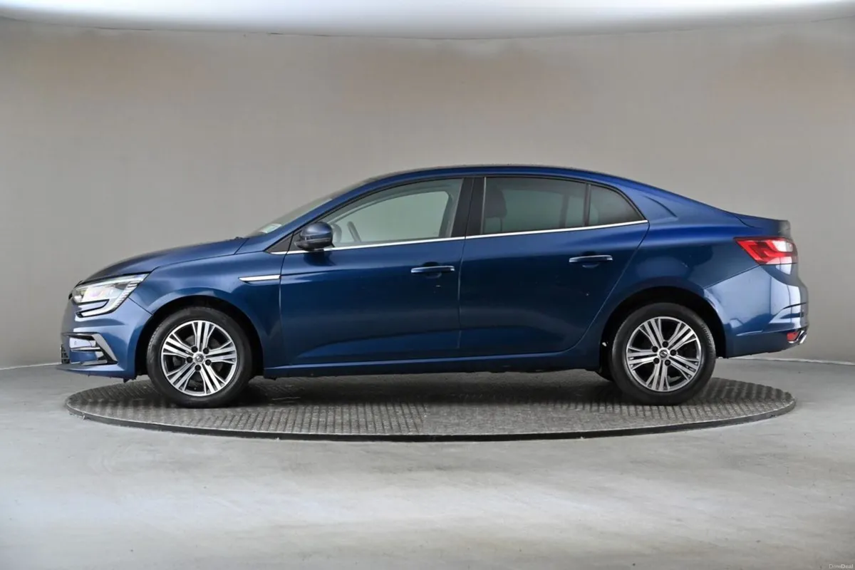 Renault Megane 1.0 TCE ICONIC 6SPD **FACELIFT MODE - Image 5
