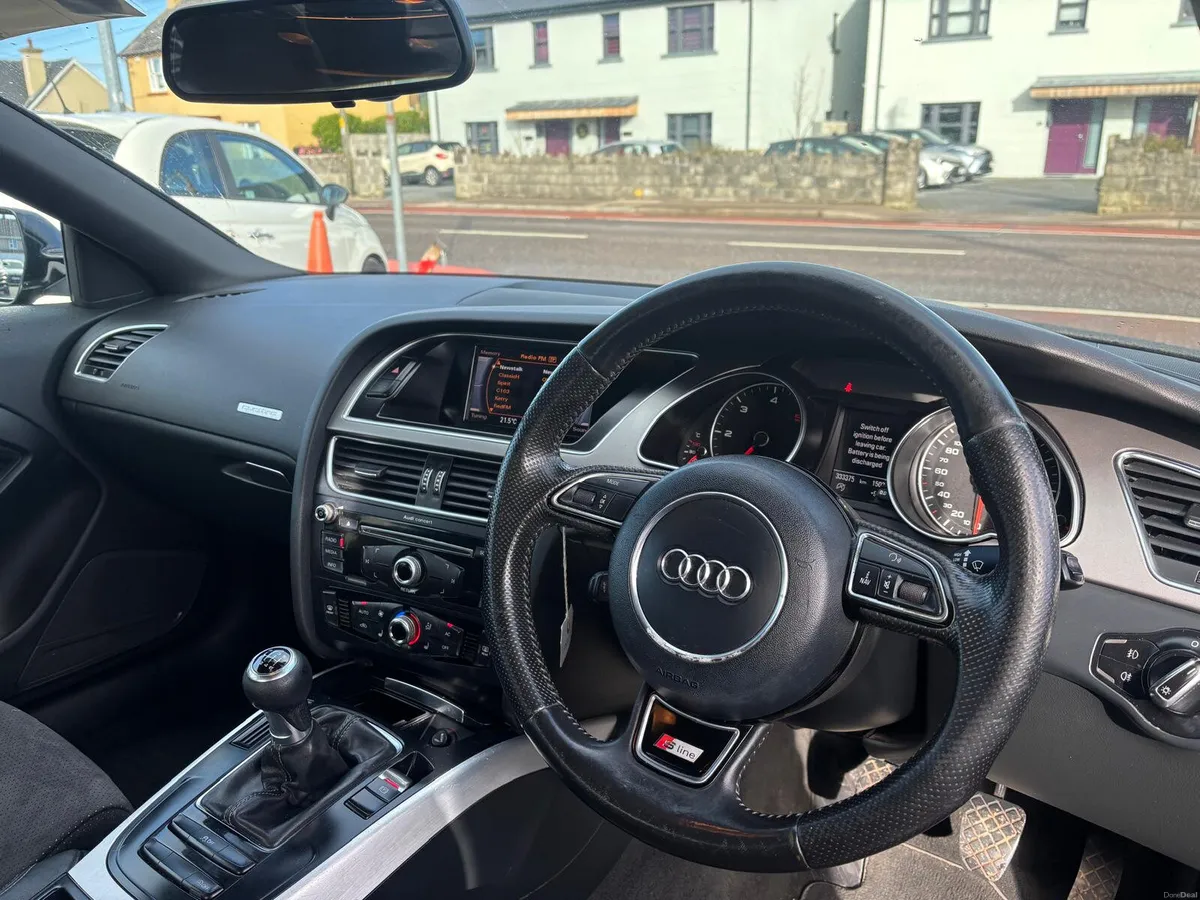 Audi A5 2013  S LINE  QUATTRO  COUPE - Image 4