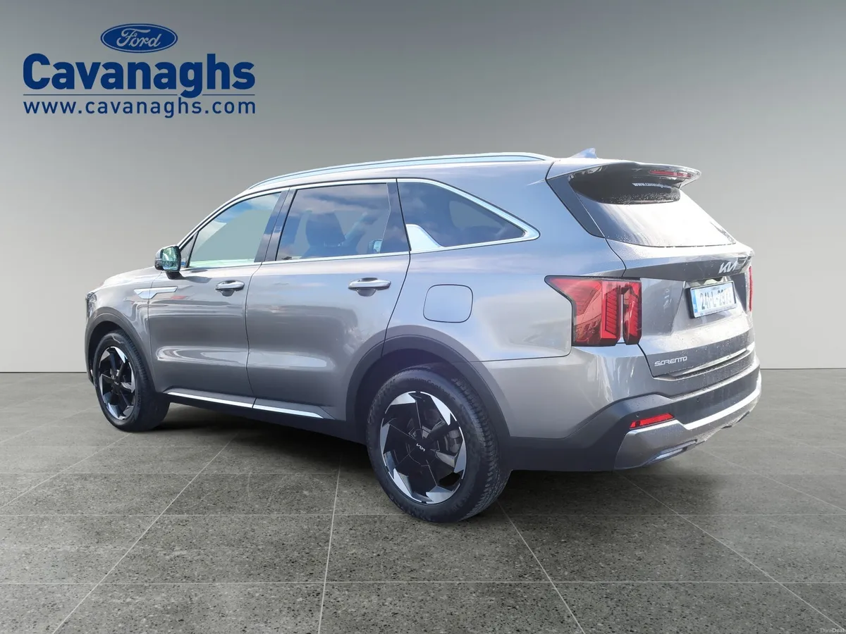 2024 Kia Sorento  2.2L Diesel PE 7S - Image 3