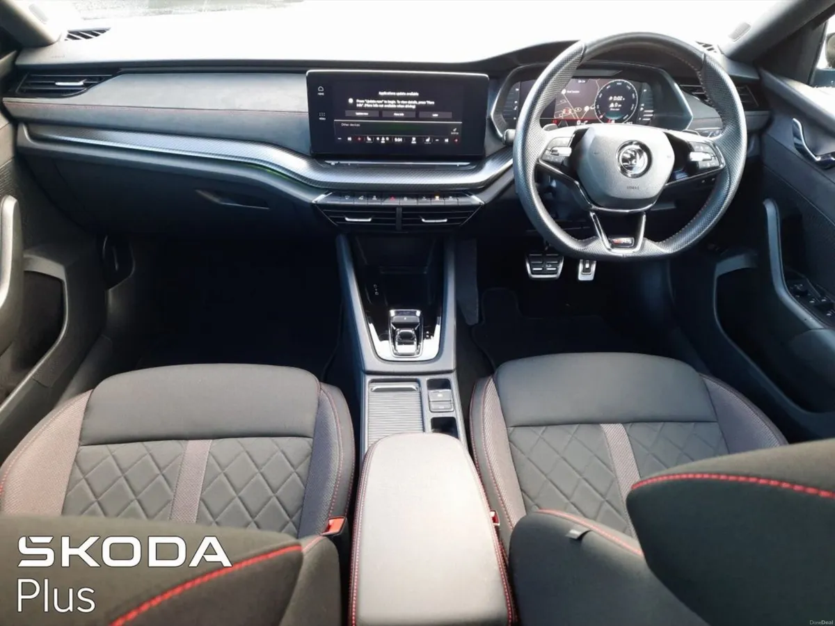 Skoda Octavia Combi RS 2.0TDI 200HP DSG - Image 3