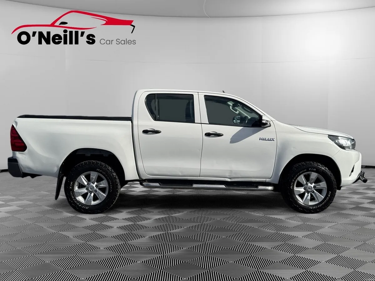 Toyota Hilux 2017 *NO VAT* 2.4L ACTIVE 148HP #355 - Image 2