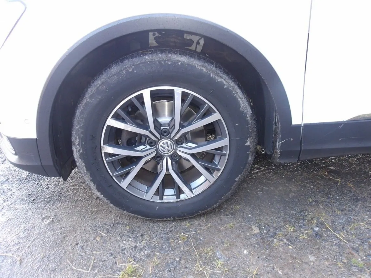 Volkswagen Tiguan COMFORTLINE 2.0 TDI 6SPEED 115BH - Image 4