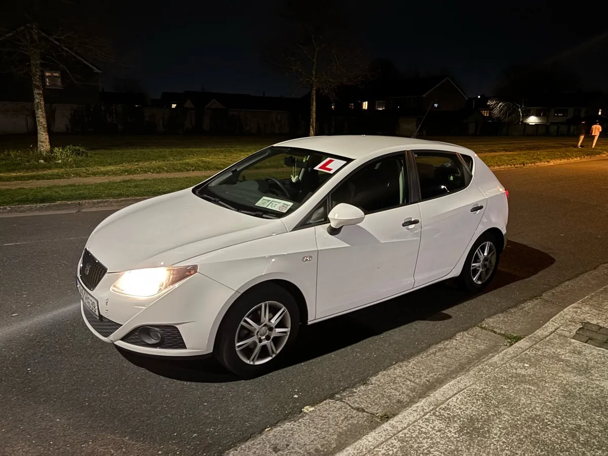 Seat ibiza 2012 1.2L manual - Image 1