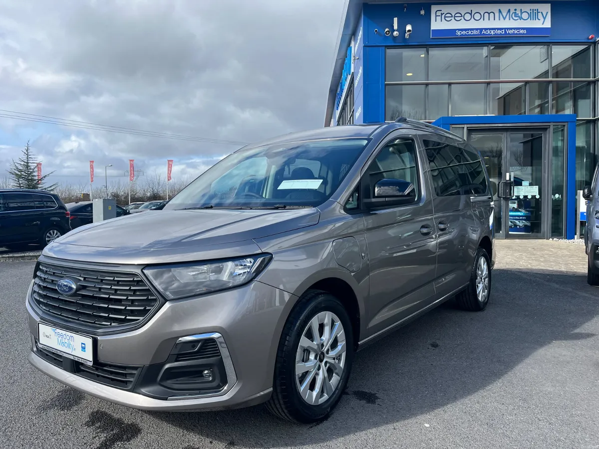 New Tourneo Connect PHEV Taxi Spec - Image 3