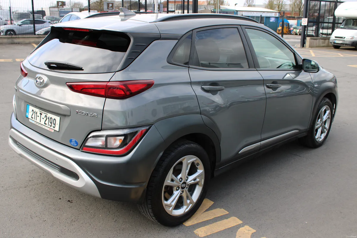 Hyundai KONA 2021 - Image 5