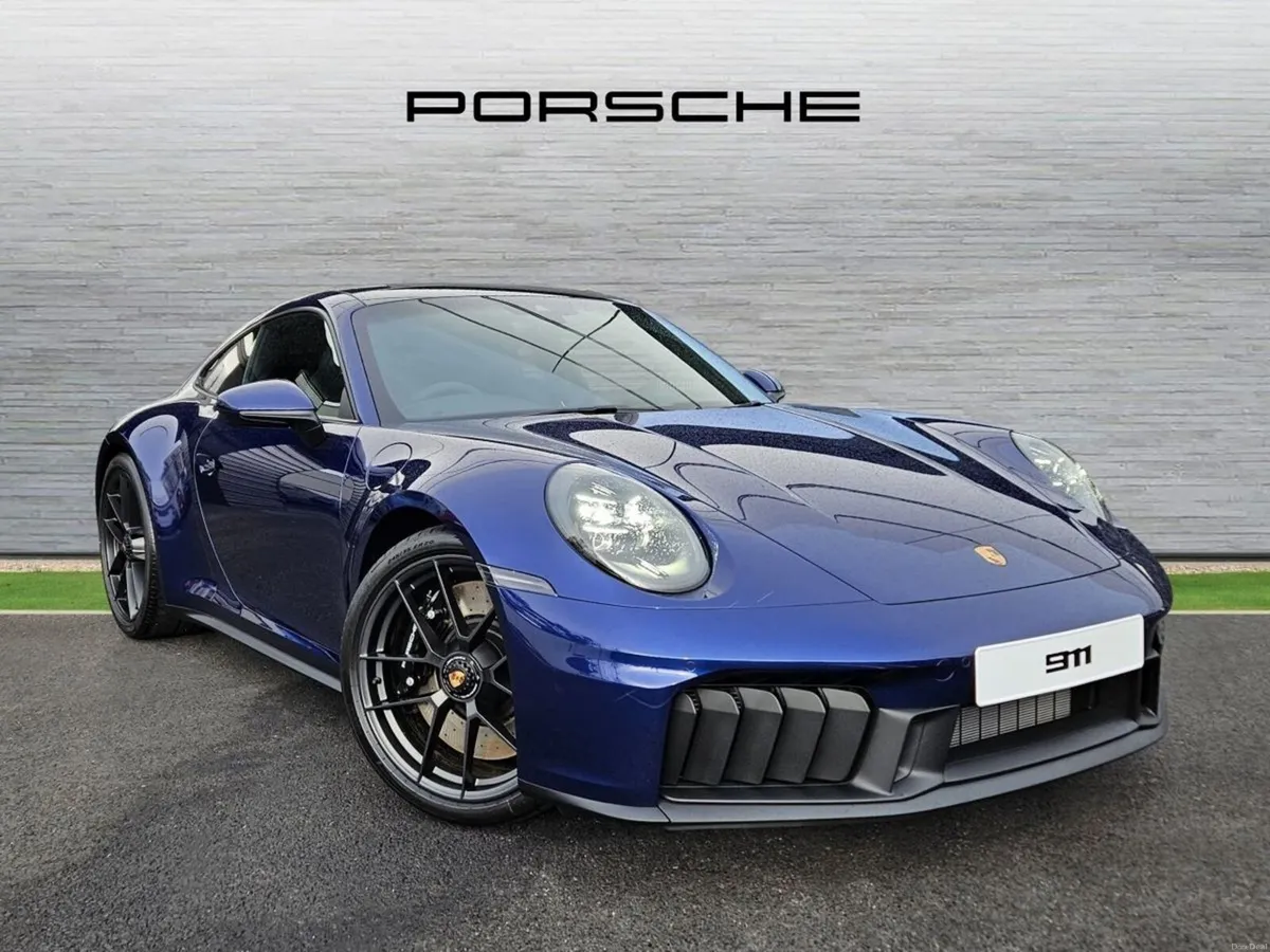 Porsche 911 Carrera GTS - Image 1