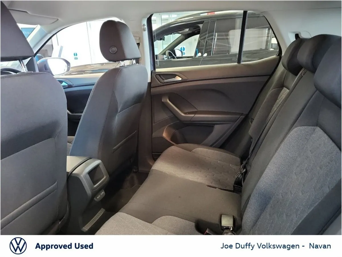 Volkswagen T-Cross EDITION 75 1.0TSI 95HP - Image 4