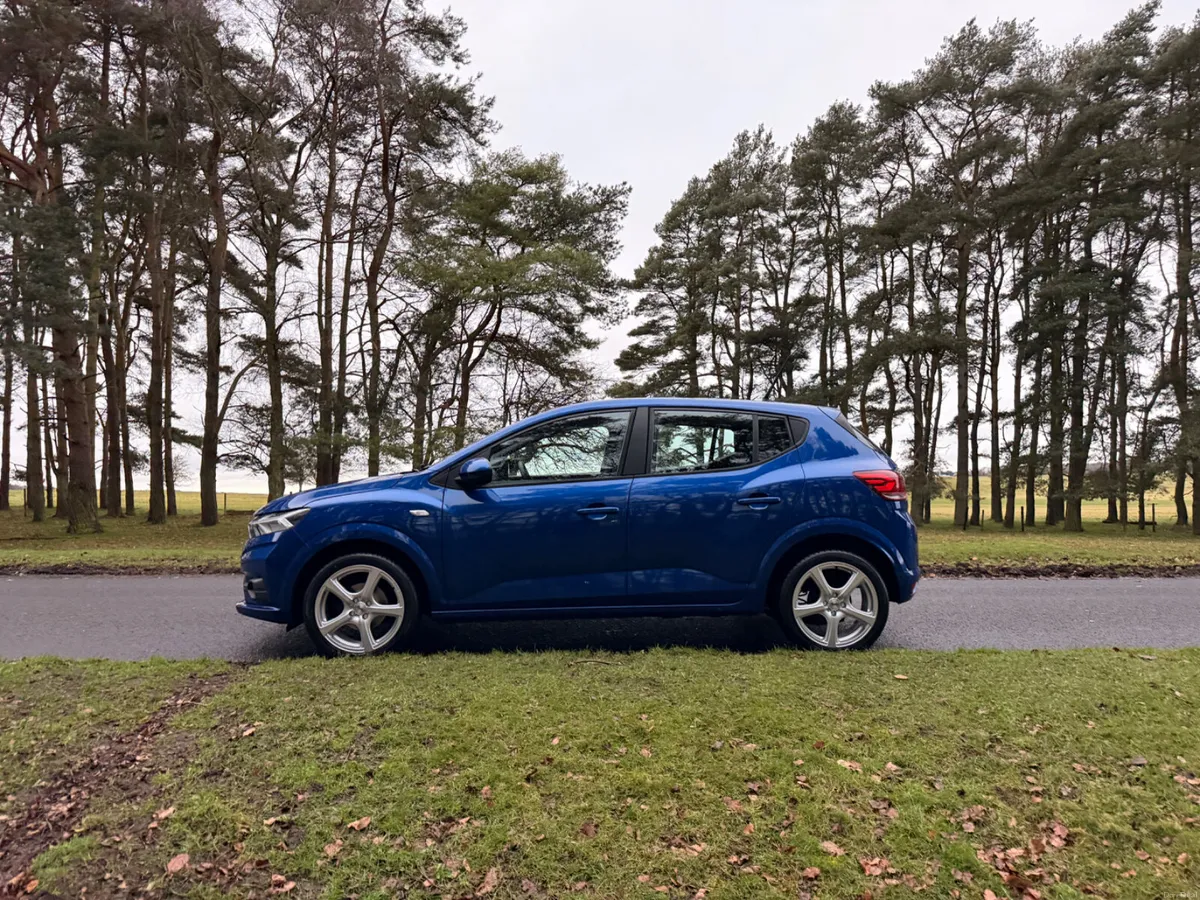 Dacia Sandero 2023 Automatic - Image 4