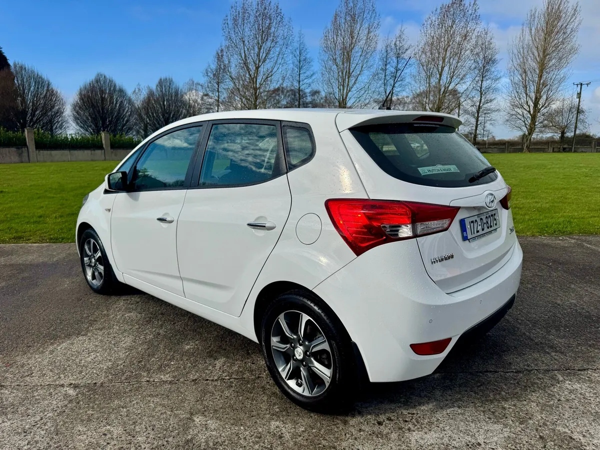 👌*Hyundai IX20 Deluxe ONLY 53kms!! / NCT 07/27*👌 - Image 4