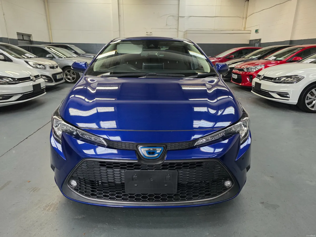2020 Toyota Corolla Saloon Hybrid - Image 2