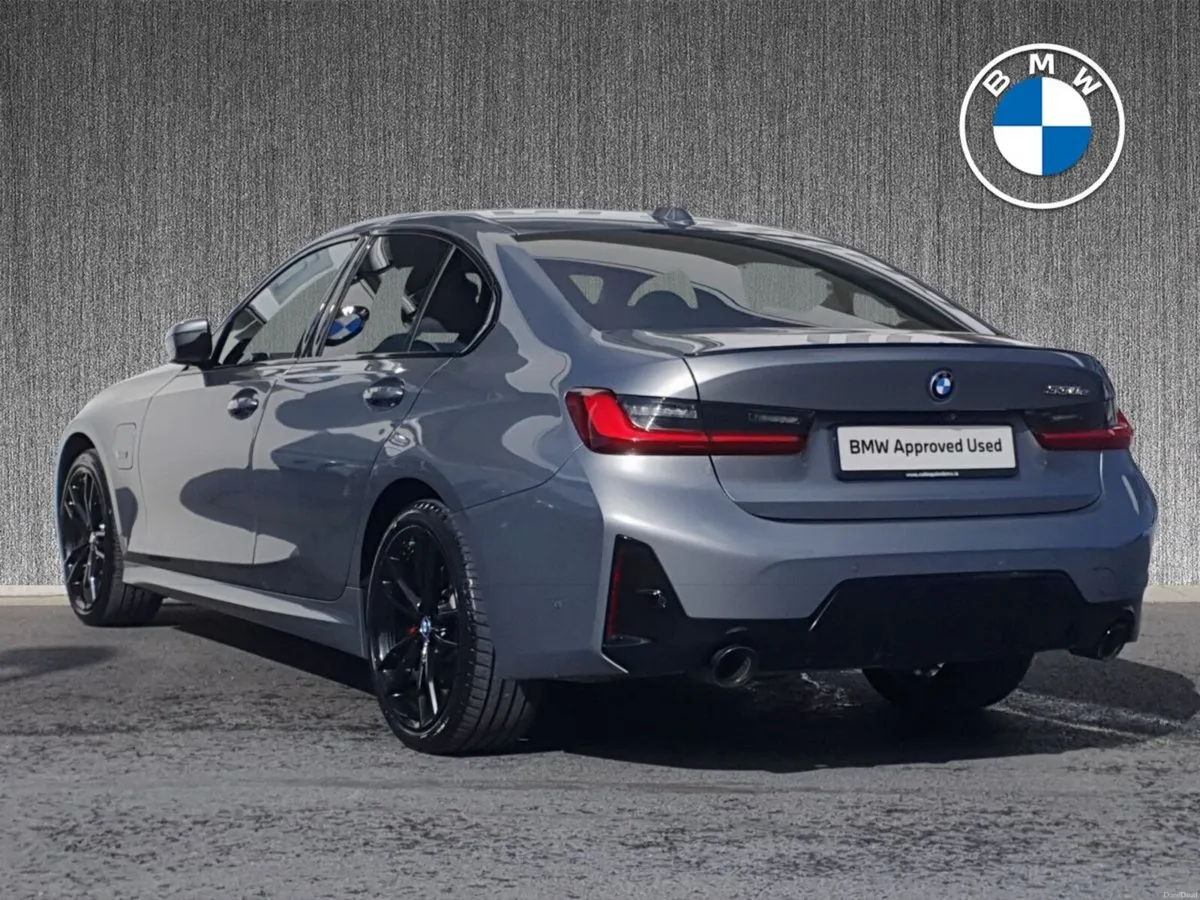 BMW 3-Series 330e M Sport - Image 2