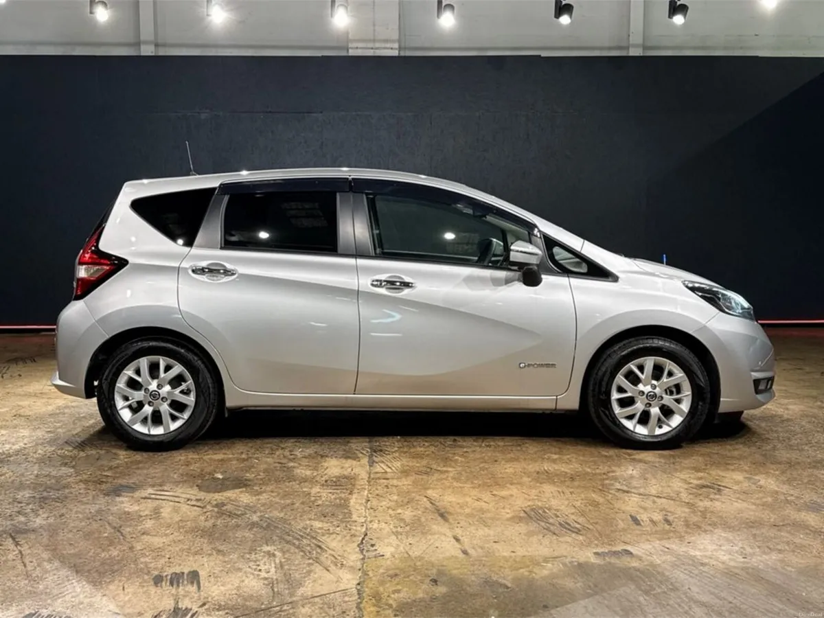 Nissan Note MEDALIST EDITION - HYBRID E-POWER - BL - Image 3
