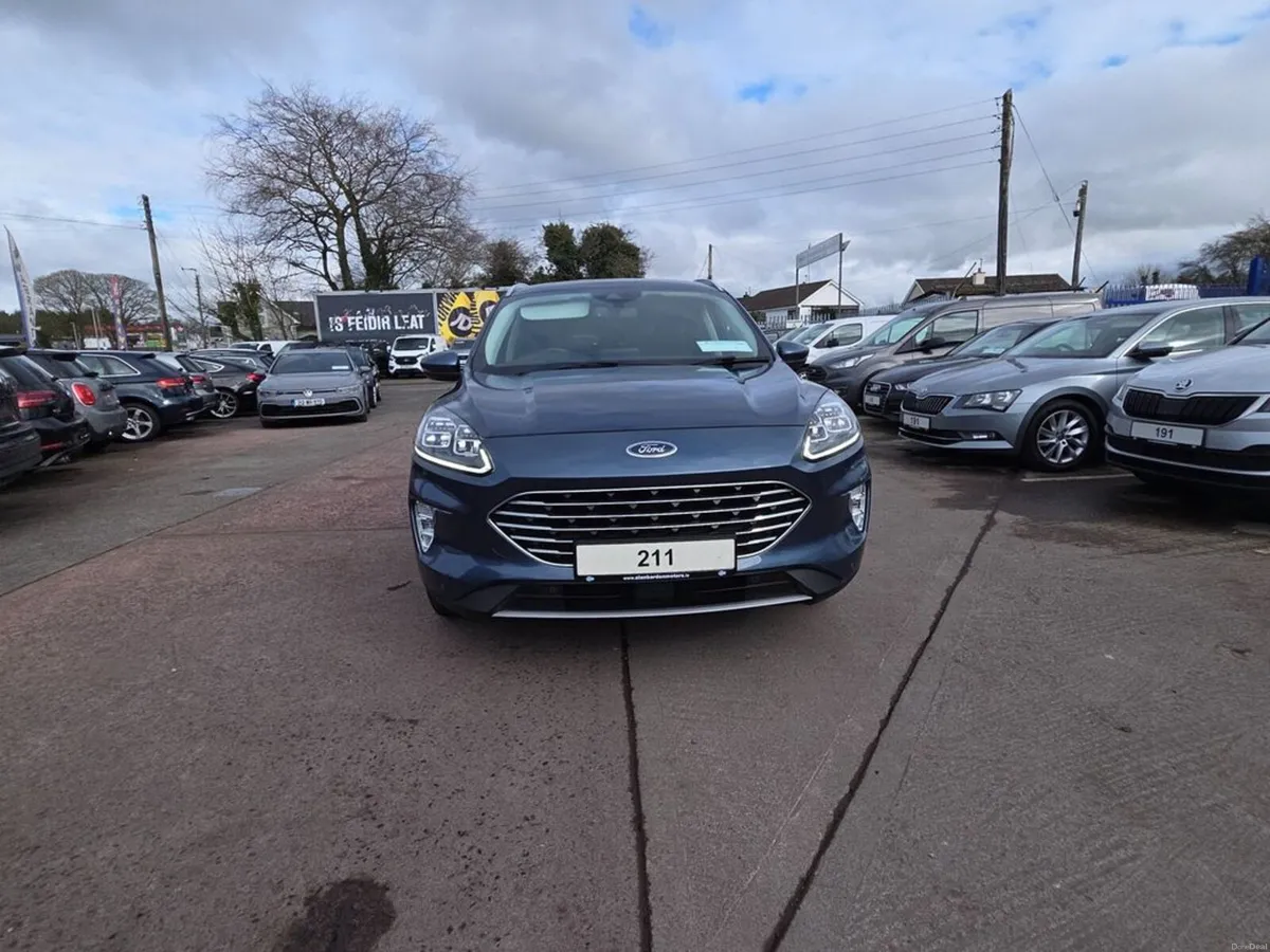 Ford Kuga TITANIUM EDITION ECOBLUE - Image 4